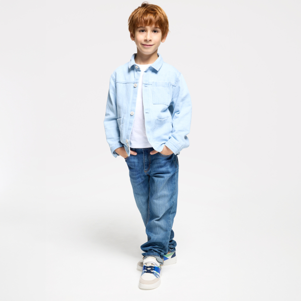 بنطلون جينز بقصة واسعة ومتين جدًا، باللون الأزرق للأولاد